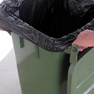 Tidyz 20 pack EXTRA LARGE 300L Wheelie Bin Liners, 18 microns, Leakproof - Eco-Friendly Made from 100% Recycled Plastic, Roll of 20 Bags - Image 3